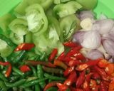 Foto langkah ke 2 dari resep Kikil tumis cabe ijo.