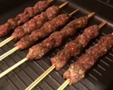 صورة لخطوة 3 من وصفة كباب لحم - Kabab 🍢🍖