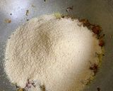 ઉપમા (Upma Recipe In Gujarati) રેસીપી સ્ટેપ3ફોટો