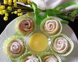 Foto del passaggio 6 della ricetta Dolci di sfoglia al limone a forma di rosa con lemon curd