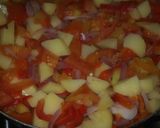 A picture of step 3 of White rice and potatoe soup.