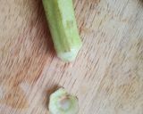 A picture of step 2 of Okra with chopped garlic.
