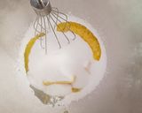 A picture of step 8 of Lime sponge cake.
