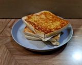 Foto langkah ke 4 dari resep Pepperoni Grilled Cheese Sandwich.