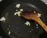 Foto langkah ke 2 dari resep Nasi goreng manis gurih.