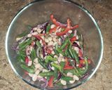 Foto del paso 2 de la receta: Ensalada de porotos y judías