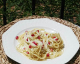 Foto del paso 5 de la receta: Espaguetis con granada y salsa de queso feta
