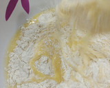Foto del paso 4 de la receta: Bizcocho jugoso y esponjoso de azafrán 🥧