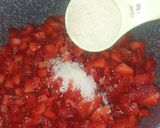 Foto langkah ke 2 dari resep Selai Strawberry ~niQniQ Kitchen.