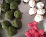 A picture of step 7 of Tiranga Kofta in Makhani Gravy.