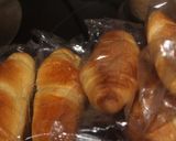 Foto del paso 2 de la receta: Salchichas con ajonesa y mini cruasanes