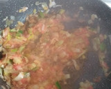 Foto del paso 4 de la receta: 🥘Fideuá de sepia 🦑, merluza🐟 y mejillones