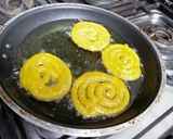 A picture of step 27 of Mango Jalebis With Rabdi.
