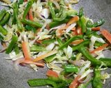 A picture of step 6 of Hakka noodles.