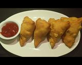 A picture of step 17 of Punjabi samosa | #weekbrown #rainbowchallange.