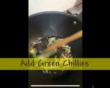 A picture of step 1 of Crispy Beef Chilli Noodles🔥.