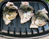 烤魚上段(頭&下巴）的食譜步驟3照片