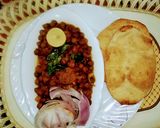 A picture of step 5 of Kala Chana Curry With Bhature.