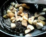 A picture of step 1 of Mushroom Risotto.