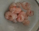 Foto del paso 3 de la receta: Patatas rellenas de setas y gambas