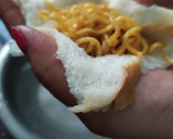क्रिस्पी मैगी रोल(Crispy maggi roll recipe in Hindi) रेसिपी चरण 4 फोटो