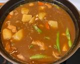 有四季豆和洋蔥的豬肉咖哩蛋包飯的食譜步驟3照片