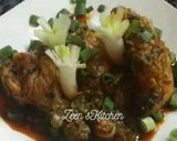 A picture of step 3 of Hari Pyaaz with Chicken.