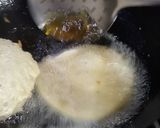 A picture of step 3 of Kheer puri.