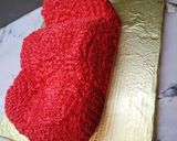 A picture of step 5 of 4&10pounds red car is ready to go pineapple cake.