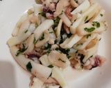 Foto del passaggio 4 della ricetta Calamarata vongole e calamari