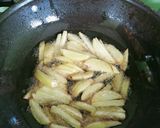 Foto langkah ke 4 dari resep Kentang goreng simple.
