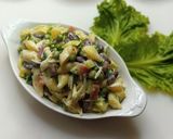 A picture of step 8 of Russian Salad.