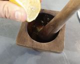 Foto del paso 4 de la receta Bocata de muslo de pollo al alioli