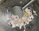 A picture of step 1 of Upma.