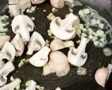 A picture of step 1 of Butter Garlic Mushrooms.