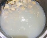Hình bước làm 1 của món Canh nghêu bí xanh Hàn Quốc