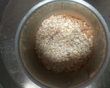 A picture of step 3 of Biscuit shake.