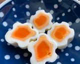 A picture of step 4 of Kawaii (Lovely) Flower Egg.