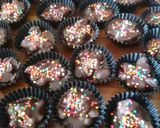 Foto langkah ke 6 dari resep Coklat Almond ala2 Silverqueen.