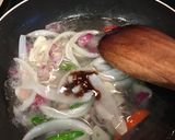 Foto langkah ke 2 dari resep Udang asam manis pedas.
