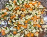 Foto del passaggio 2 della ricetta Involtini di pasta fillo con verdure
