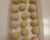Foto langkah ke 4 dari resep Bola Bola Nasi Sayuran Keju (arancini).