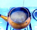 A picture of step 3 of Karakdar chai maska mar.