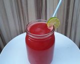 A picture of step 2 of Orange and Watermelon juice.