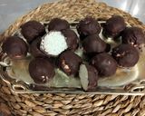 Foto del paso 9 de la receta: Bombones de coco y cobertura de chocolate