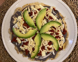 Foto del paso 4 de la receta: Tlayuda (o tlayudita 😂)