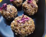 A picture of step 6 of Healthy Ladoo.
