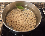 Foto del paso 3 de la receta: Judiones con chipirones