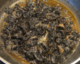 Foto del paso 4 de la receta: Calamares en su tinta
