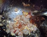 Foto langkah ke 2 dari resep Nasi goreng sosis telor bakso.
